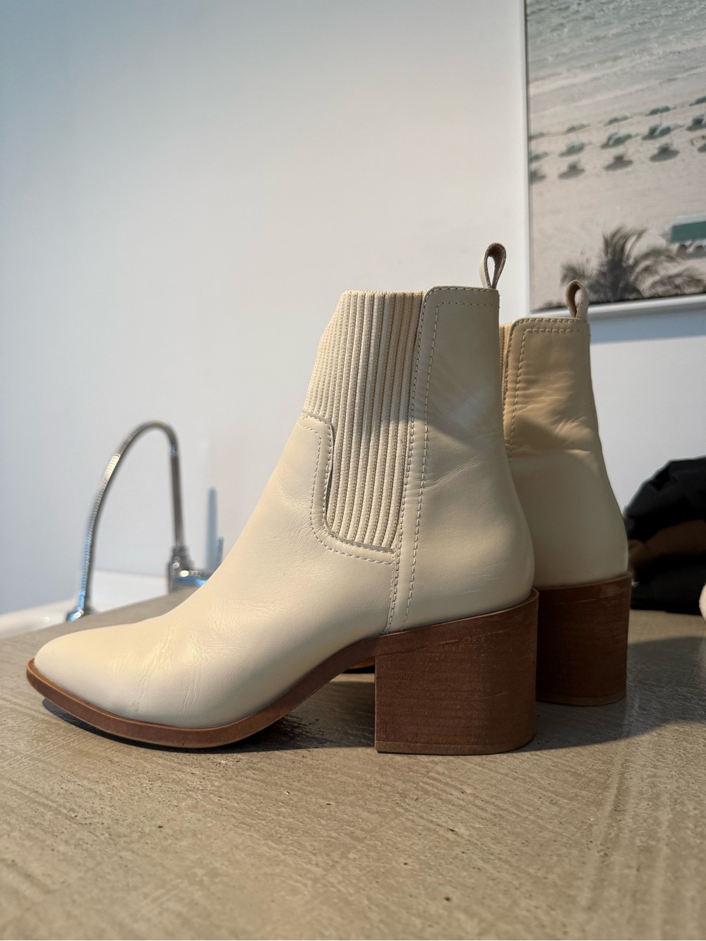 Steve Madden Cream Leather boots